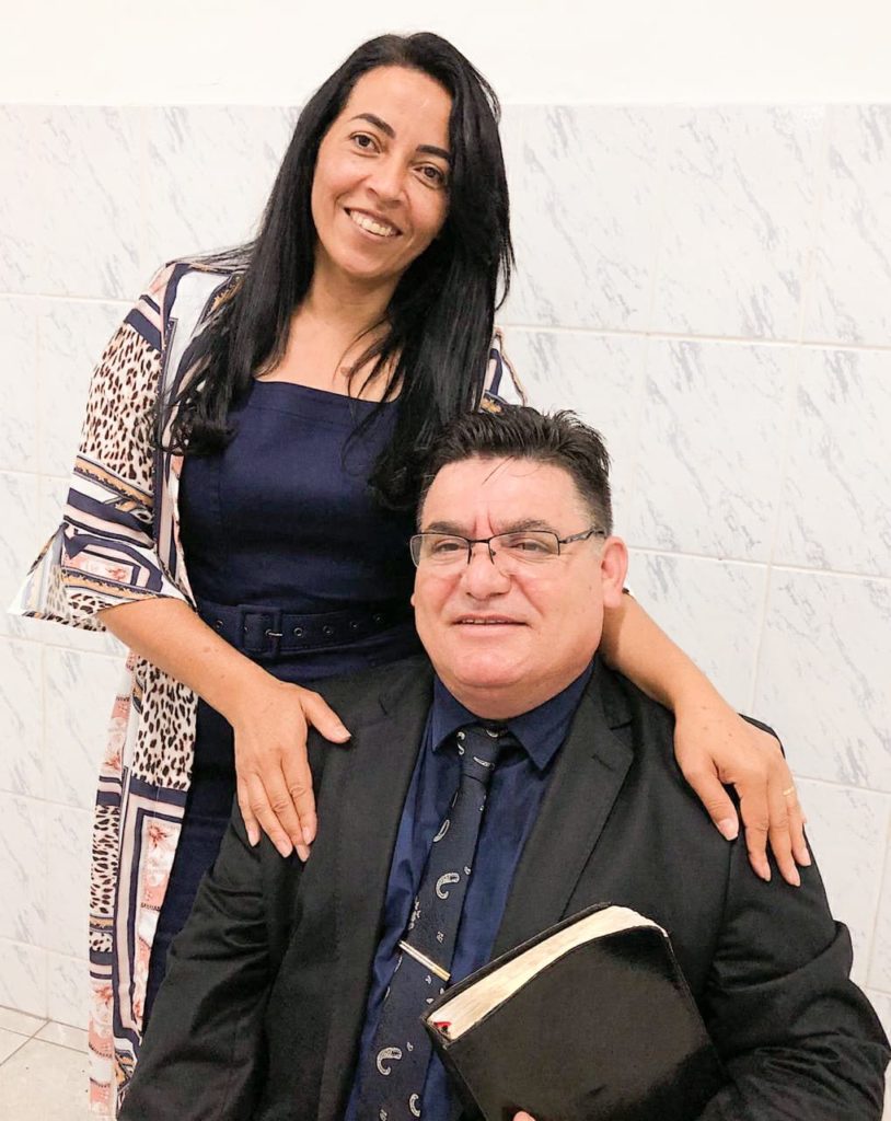 Pastor Edi Carlos e sua esposa irmã Alessandra Chaves